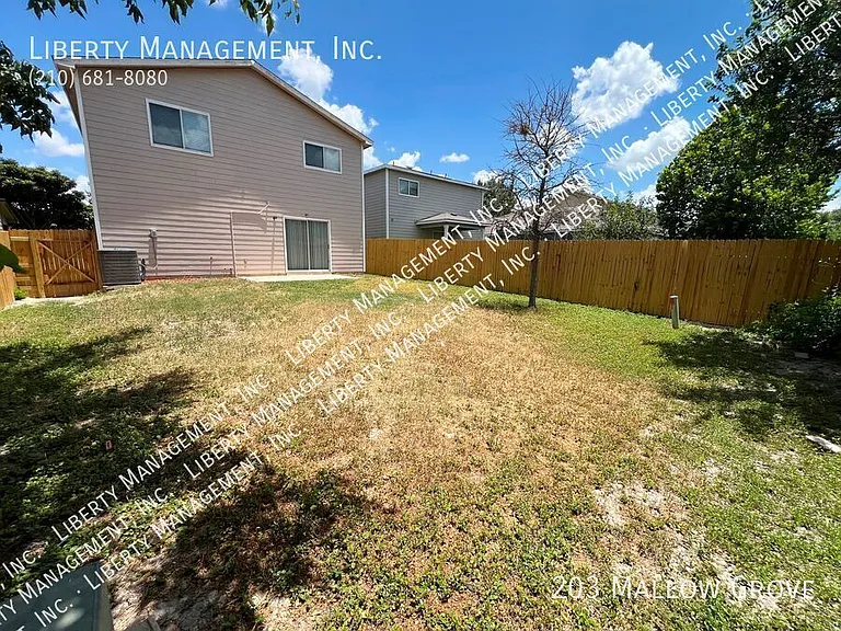 203 Mallow Grv — Photo 35