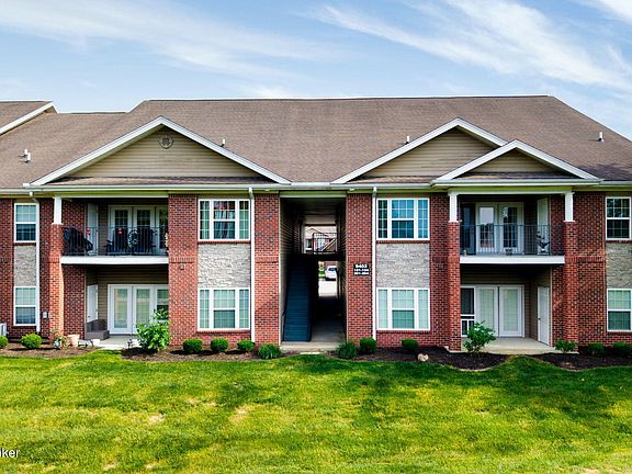 2nd image of 9402 Clubview Dr Unit 203