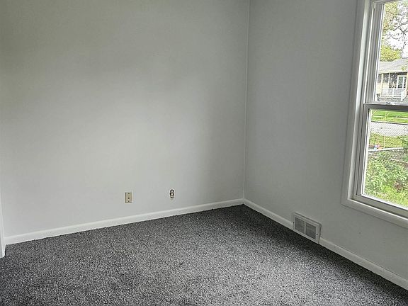 5th image of 5336 N 25th Ave