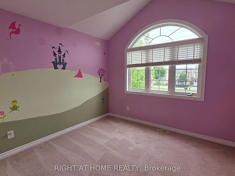 3588 Cambrian Rd — Photo 37
