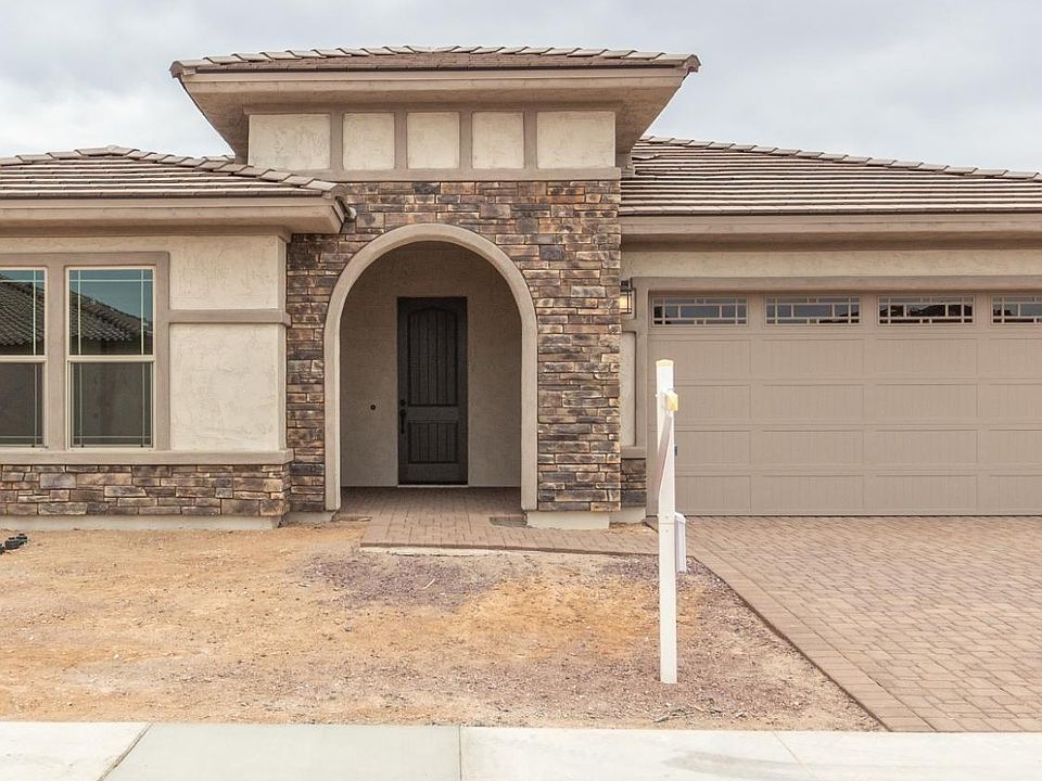 1st image of 7416 W Spur Dr