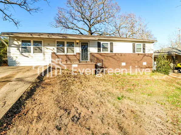 32 Oakview Dr, North Little Rock, AR 72118