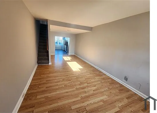 1 bed, 1092 sqft, $1,500 — Photo 3