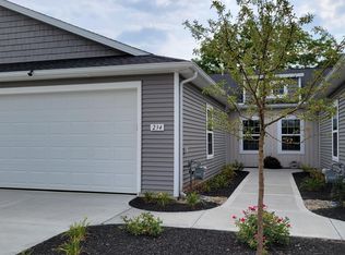 234 Silver Spring Cir, Elyria, OH 44035