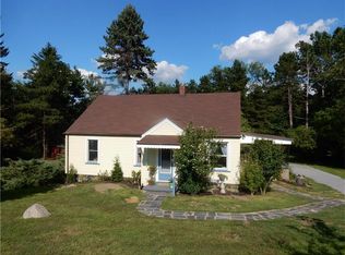 2436 Henry Rd, Sewickley, PA 15143