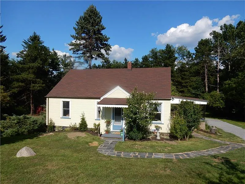 2436 Henry Rd photo 1
