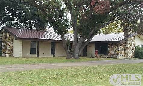 2nd image of 1338 Rogers Ave