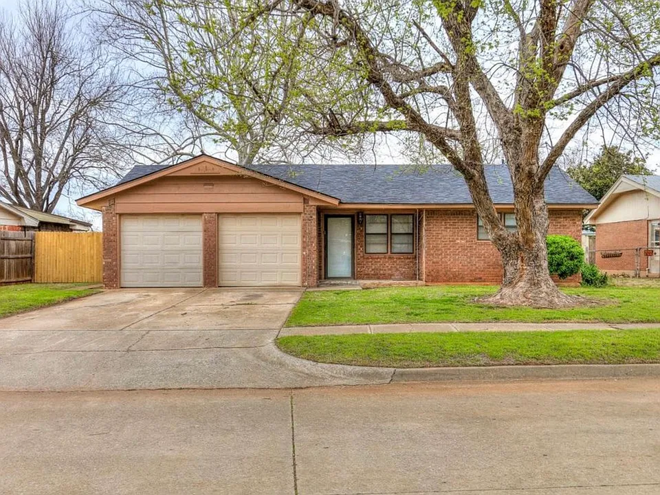 347 W Cedar Dr