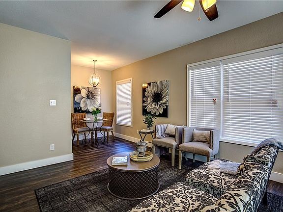 5th image of 615 N Marsalis Ave APT 1
