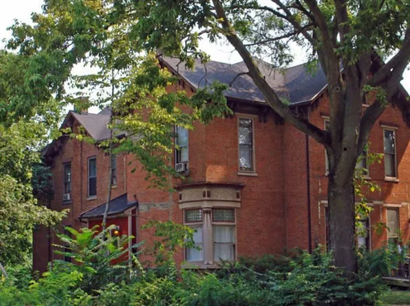 726 E High St APT 6, Springfield, OH 45505