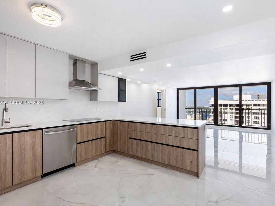 1st image of 2401 S Ocean Dr #Penthouse A4