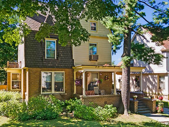 3rd image of 316 S Warren Ave