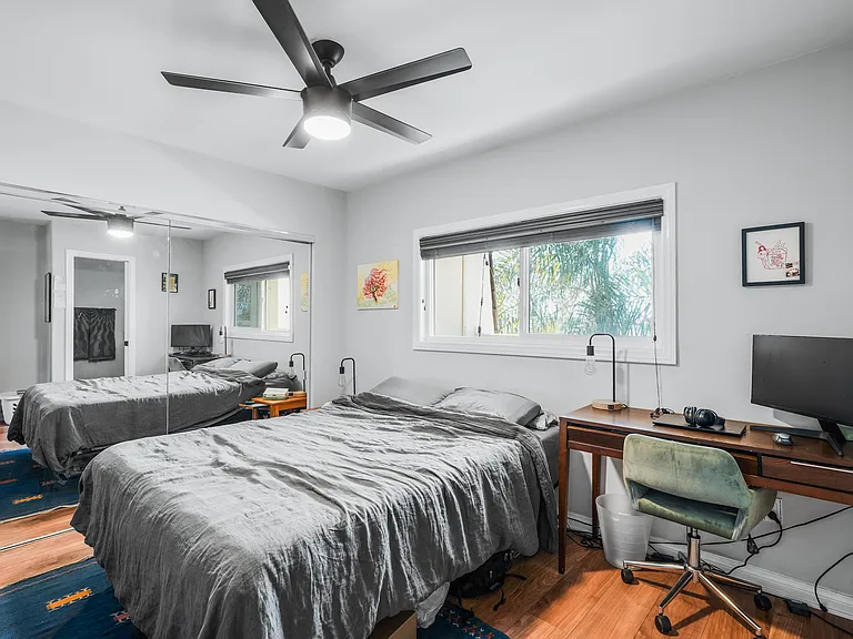 2913 A St #10 — Photo 16