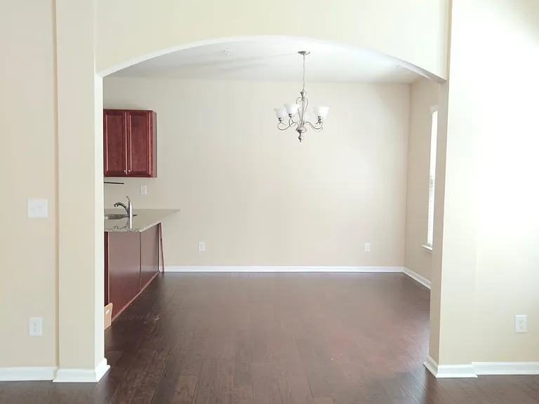 3524 Castleberry Village Cir — Photo 6