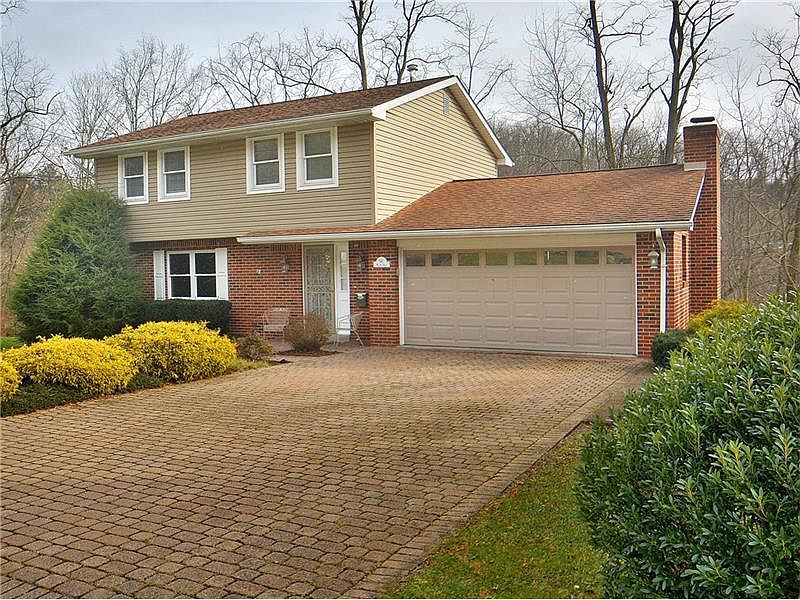 1st image of 541 Willow Ave