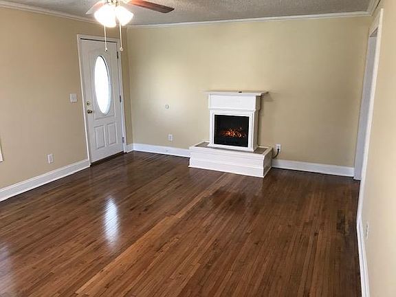 5th image of 206 Circle Dr