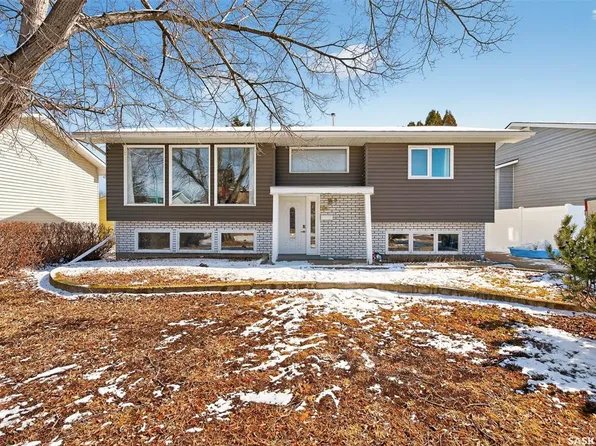 1321 Prince CRESCENT, Moose Jaw, SK S6H 6E6