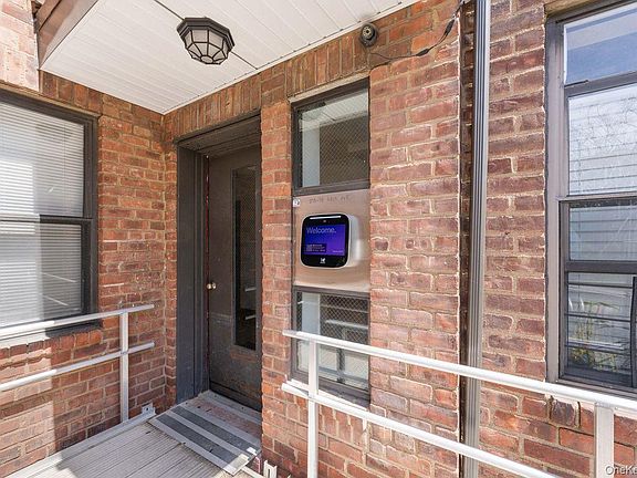 4th image of 21519 48th Avenue #2E