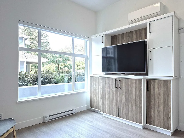 3528 146a St #107 — Photo 9