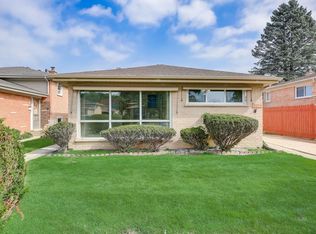 9025 Moody Ave, Morton Grove, IL 60053