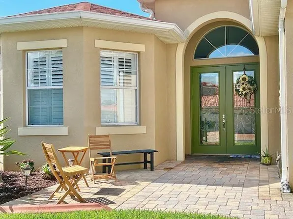 10145 Mainsail Dr, Oxford, FL 34484