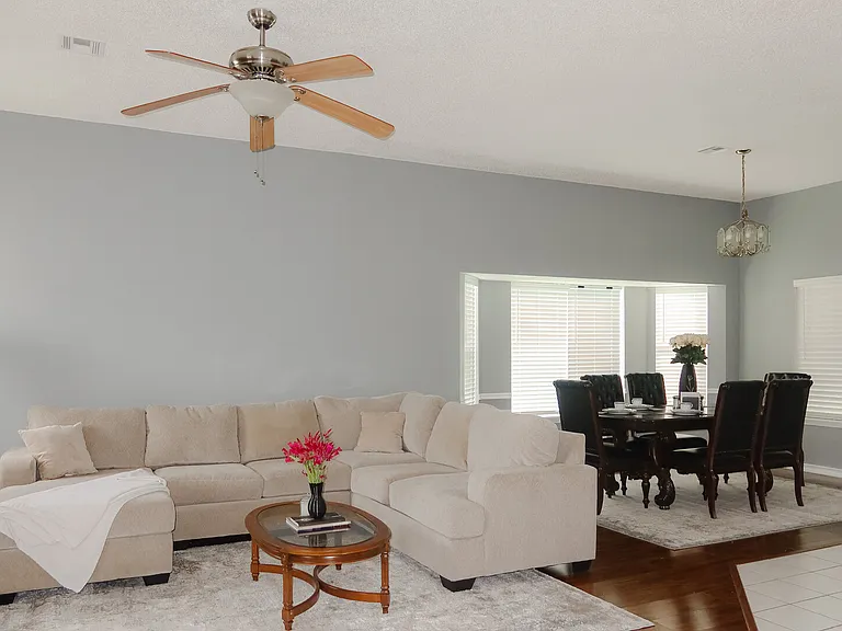 S Indianwood Ave — Photo 4