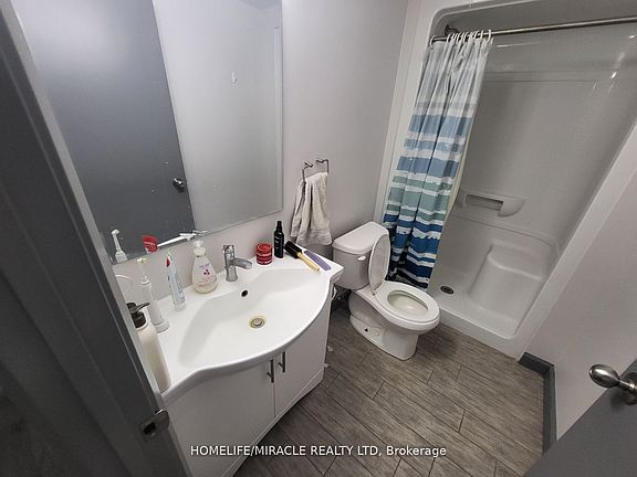 4th image of 258 Sunview St #131