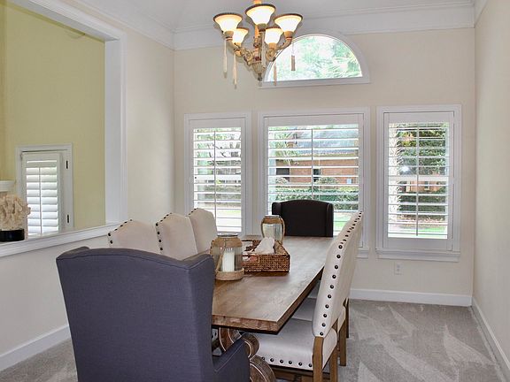 3rd image of 5110 Bridlewood Ct