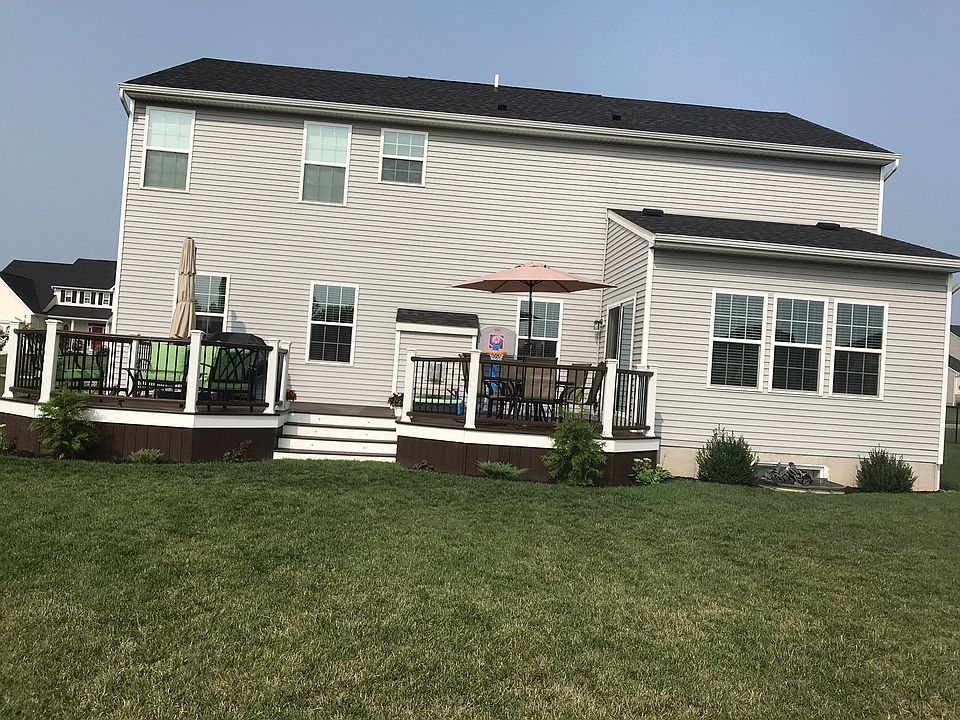 2nd image of 128 Windham Ln