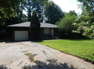 1708 Derrill Dr, Decatur, GA 30032