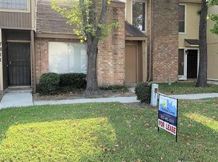 7813 Challie Ln, Houston, TX 77088