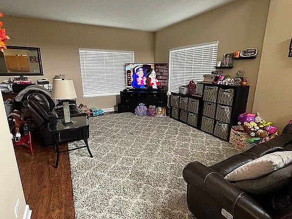 4th image of 284 Nicole Dr Unit F