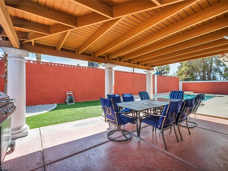 2269 McCoig Ave — Photo 40