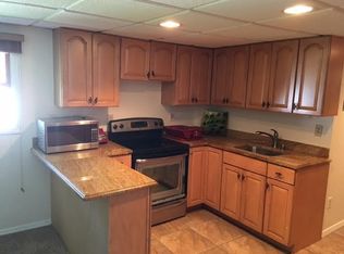 222 Holland Ave, Medford, NY 11763