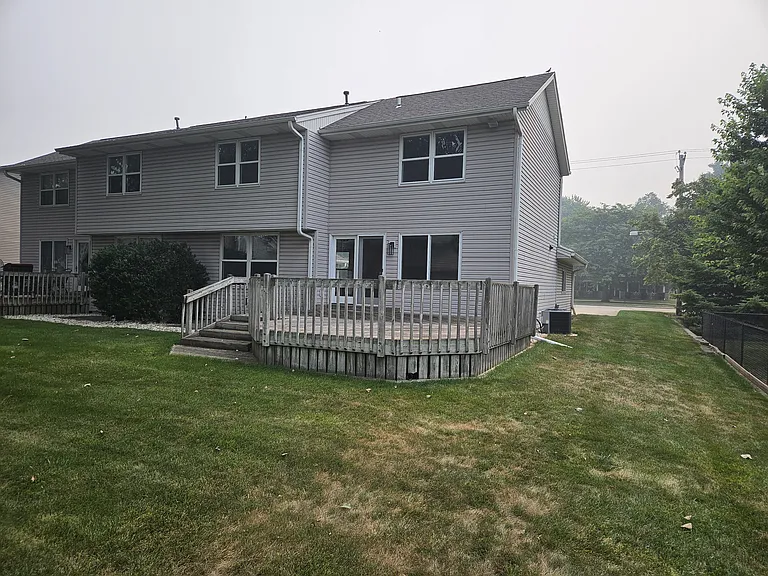 5310 Charles St — Photo 16