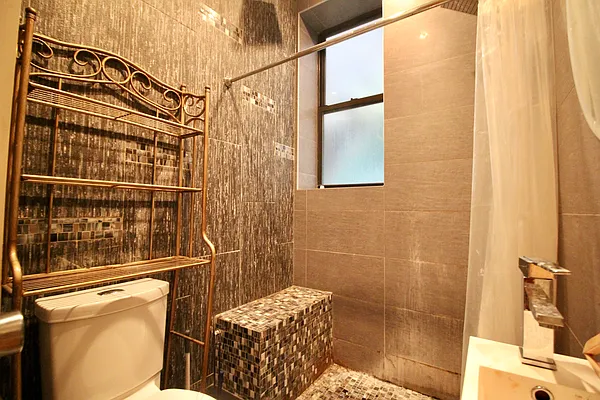 Rented by Hagstrom Management Inc | media 7