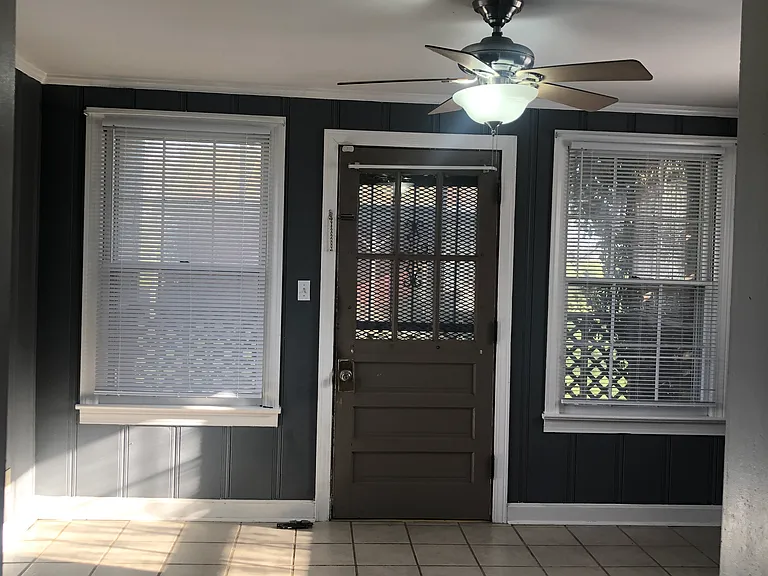 609 Rome Park — Photo 8