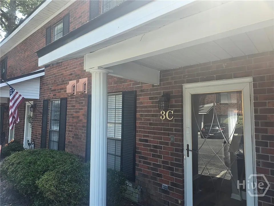 232 Stephenson Ave #3CC