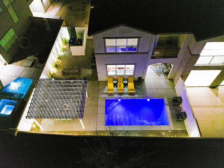 Passagio Lago Way — Photo 98