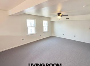 900 Wood St #B, Bristol, PA 19007