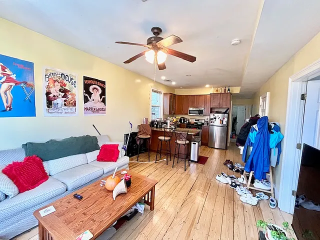731 Parker St #2