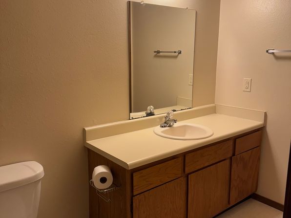 162 W Water St APT 8