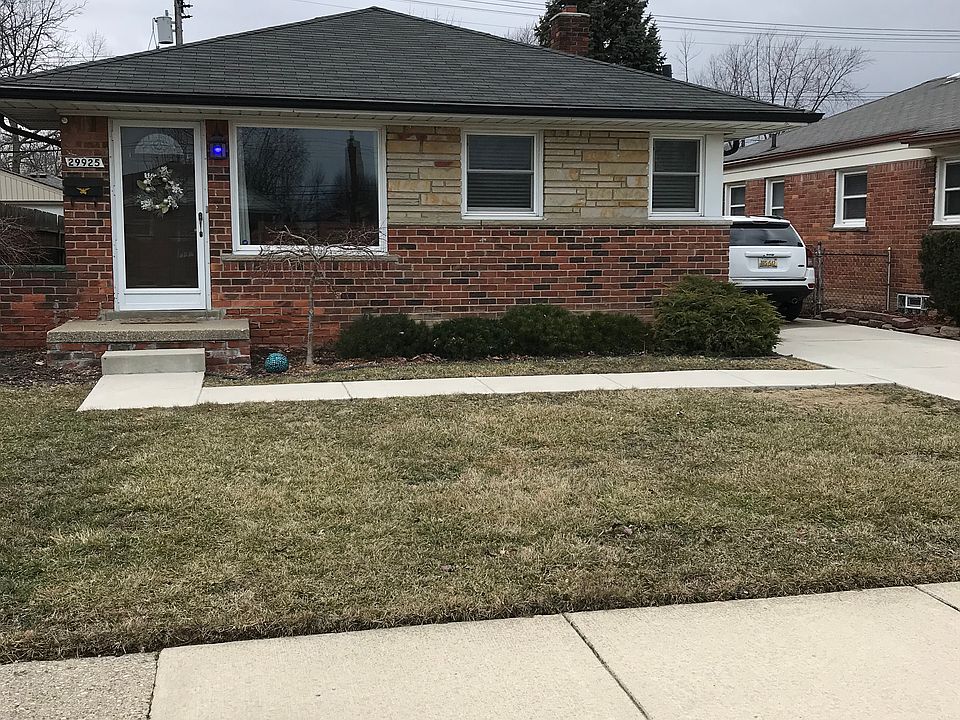 1st image of 29925 Taylor St