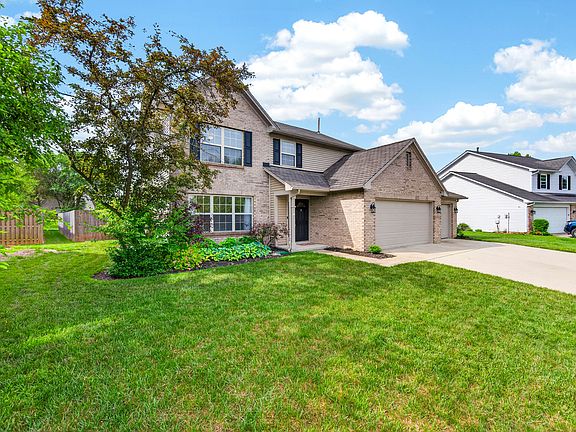 2nd image of 12555 Geist Cove Dr