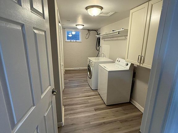 2nd image of 4006 Halsey Pl