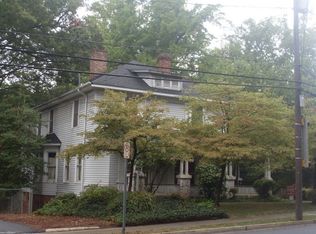 224 E Park Ave APT 4, Greenville, SC 29601