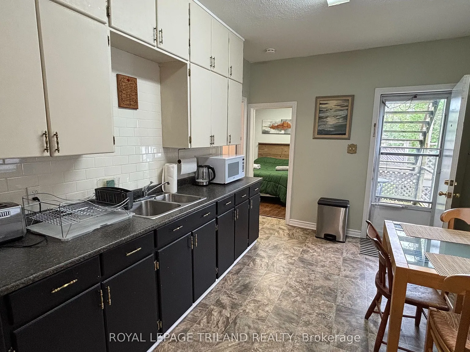 2 bed, $2,000 — Photo 3