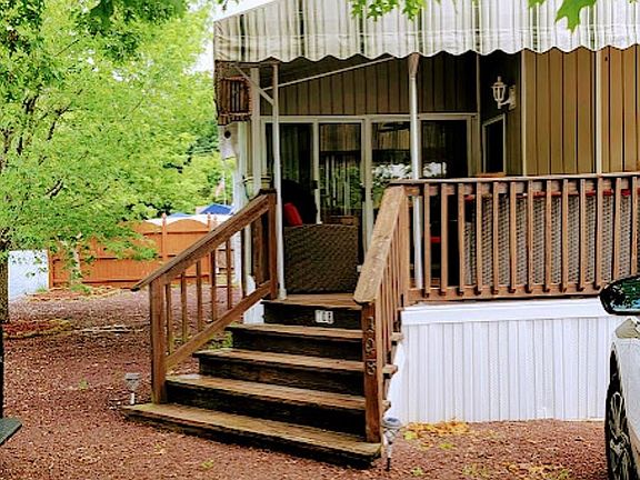2nd image of 308 Holly Ln #308