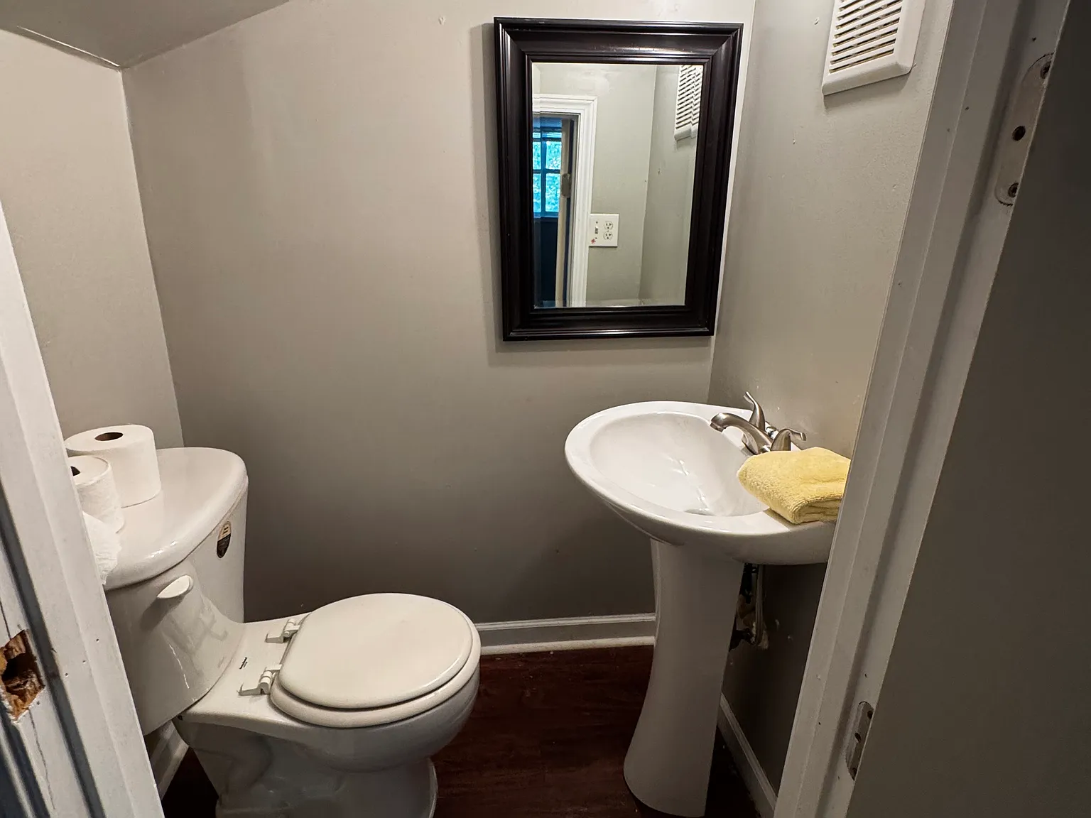 2 bed, 900 sqft, $1,500 — Photo 2