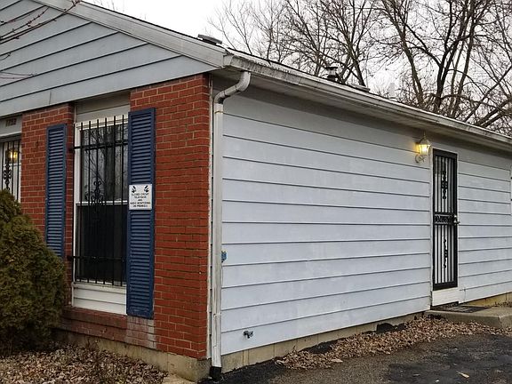 3rd image of 1752 E 25th Ave